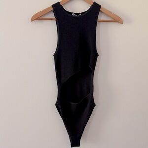New Zara Ribbed Stretch Knit Cutout Front Bodysuit Black Size M/L